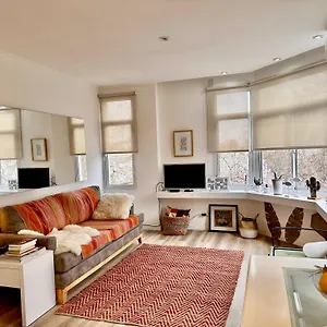  Apartamento Departamento En Calle Aristides, Mejor Zona Turistica
