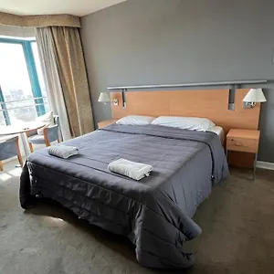 Millennium Innmendoza Apartamento