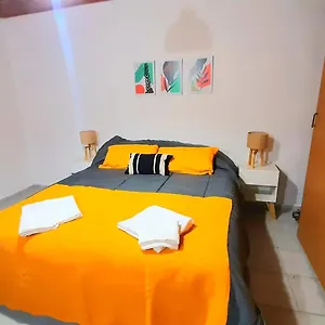  Сasa de vacaciones Casa Ideal Turistas En Mendoza, Ubicacion Perfecta, Patio Con Parrilla Y Parking Privado Gratis A 100 Mts